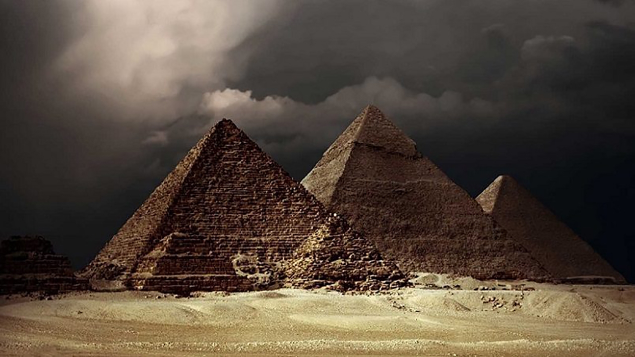 فیلم| اهرام مصر از نمای شهری