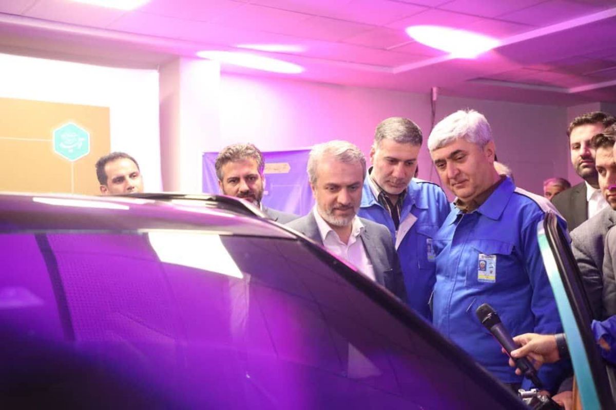 عکس| رونمایی از خودروی جدید ایران‌خودرو با اسم مازندرانی؛ تولید ملی یا کپی چینی؟