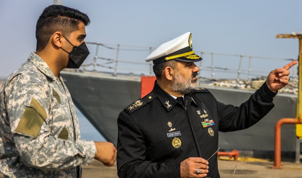 فرمانده نیروی دریایی ارتش: بیخ گوش اسرائیل شناور‌های ایرانی را در کانال سوئز اسکورت کردیم