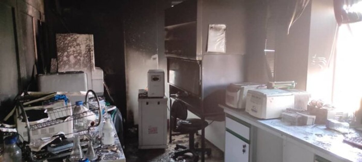 آتش‌سوزی ساختمان پزشکان در بلوار آفریقای تهران