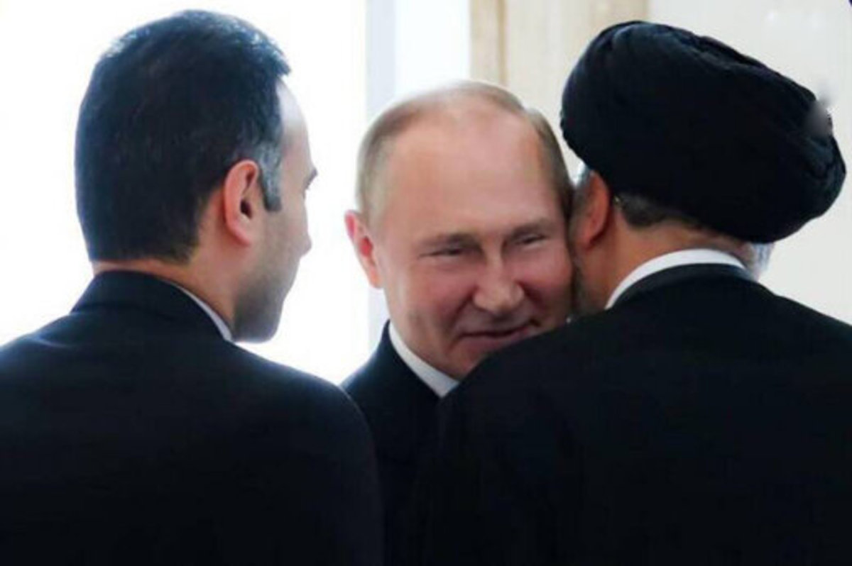 فلاحت پیشه: تیم مذاکره رئیسی، بازی روس‌ها را خورد