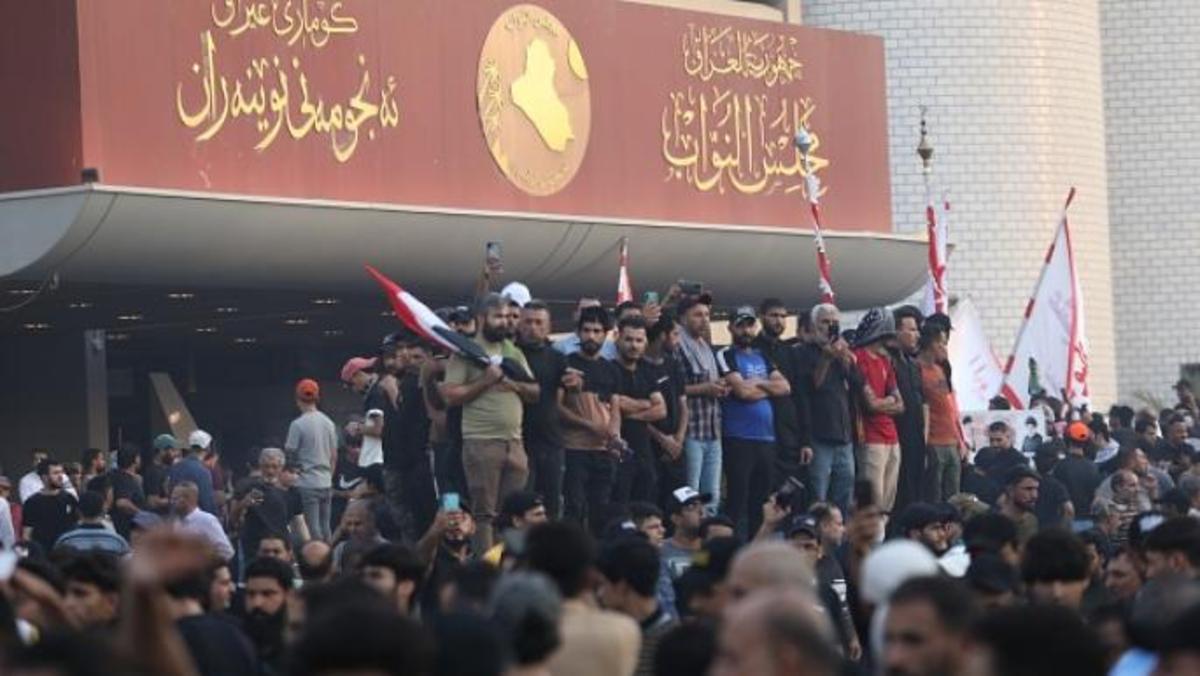 صف‌آرایی خیابانی گروه‌های سیاسی در عراق