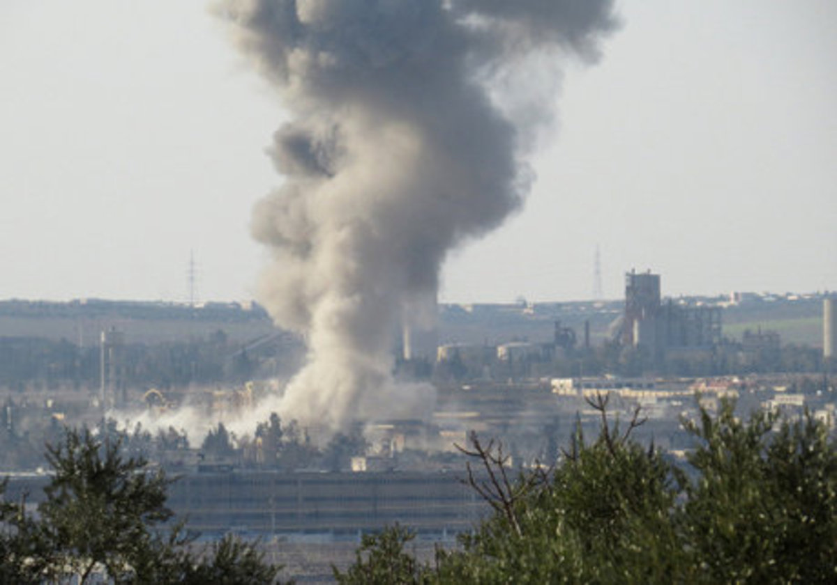 انفجار بمب کنار جاده‌ای در مسیر خودروی گشتی مشترک روسیه و سوریه