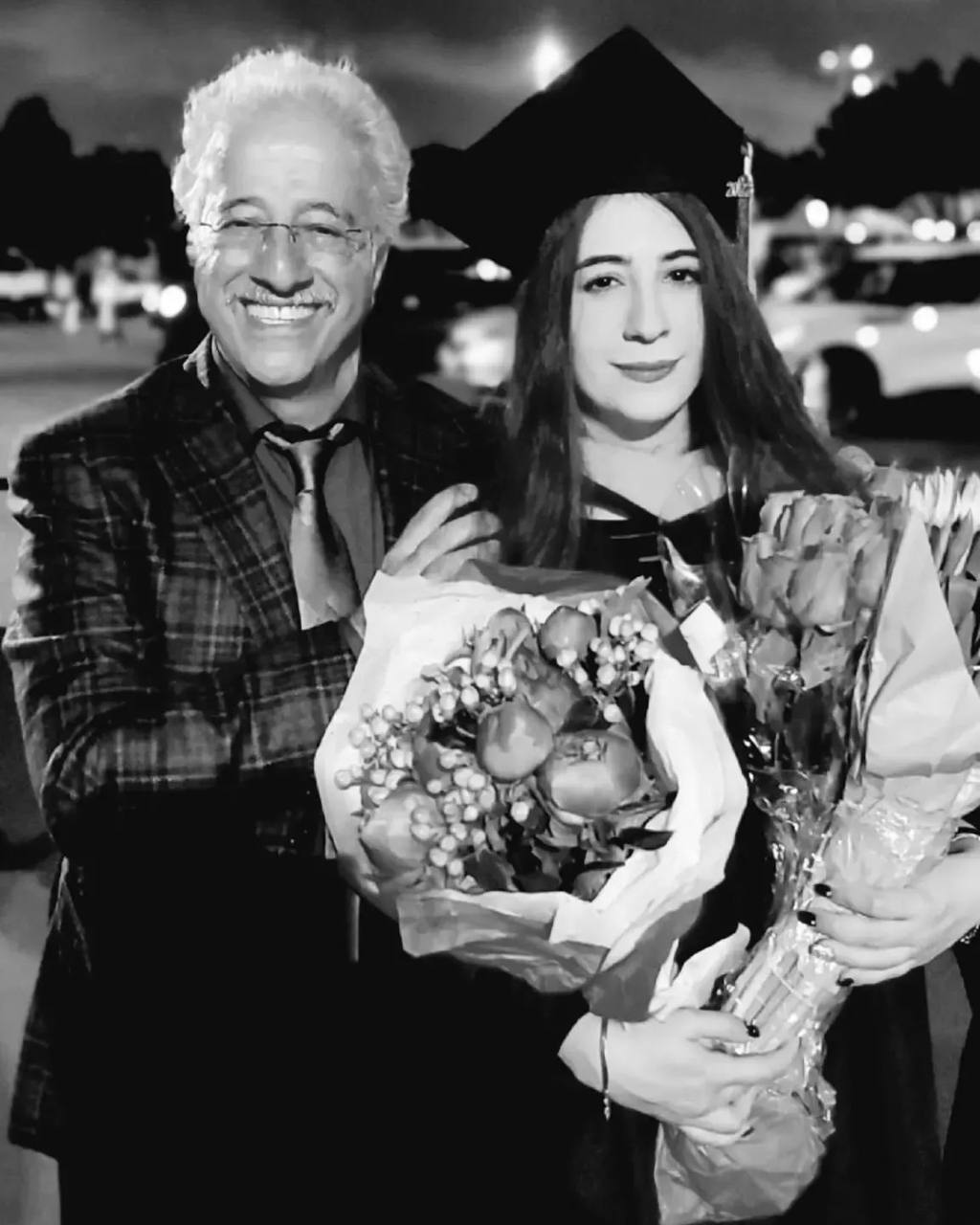 علیرضا خمسه در جشن فارغ التحصیلی دخترش/ عکس