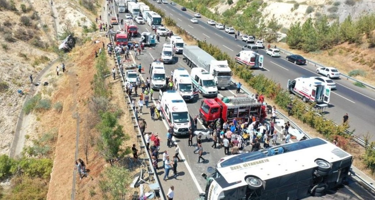 فیلم| تصادف مرگبار اتوبوس مسافربری در ترکیه