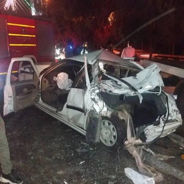 تصادف بامدادی هشت دستگاه خودرو در بزرگراه همت تصادف بامدادی هشت دستگاه خودرو در بزرگراه همت