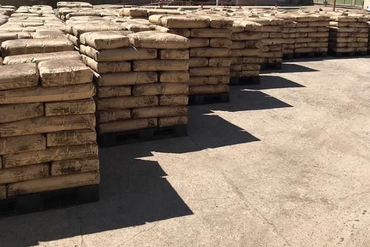 عوامل مؤثر بر قیمت گیلسونایت در ایران عوامل مؤثر بر قیمت گیلسونایت در ایران