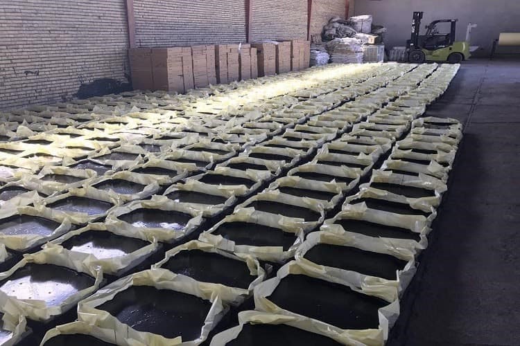 عوامل مؤثر بر قیمت گیلسونایت در ایران عوامل مؤثر بر قیمت گیلسونایت در ایران