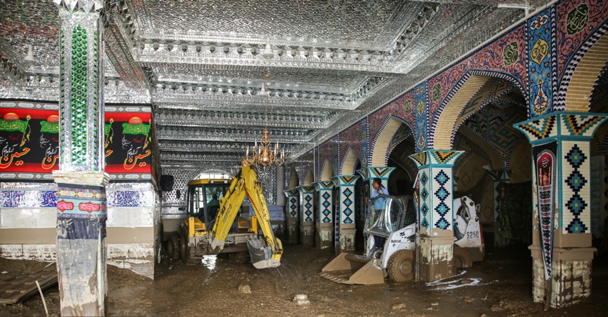 تصاویر| وضعیت داخل امامزاده داوود پس از سیل