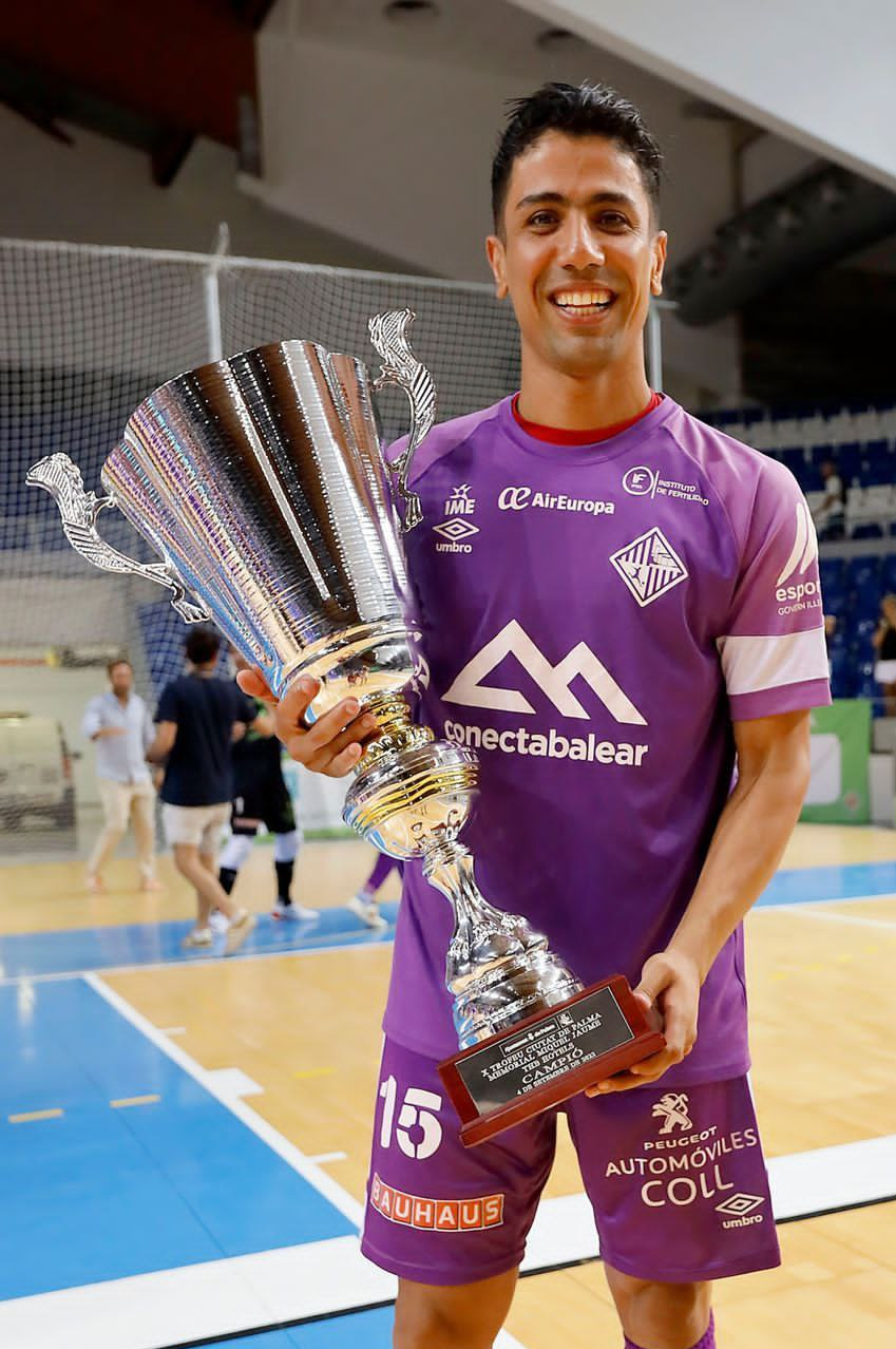 اولین قهرمانی کاپیتان تیم ملی فوتسال ایران در اسپانیا اولین قهرمانی کاپیتان تیم ملی فوتسال ایران در اسپانیا