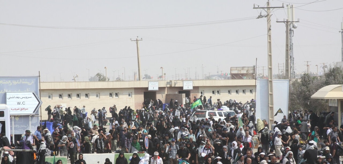 تصاویر| ازدحام جمعیت در مرز مهران