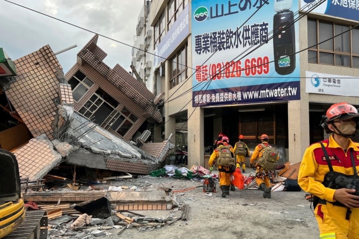 فیلم| لحظه ویرانی سالن ورزشی بر اثر زلزله پرقدرت تایوان