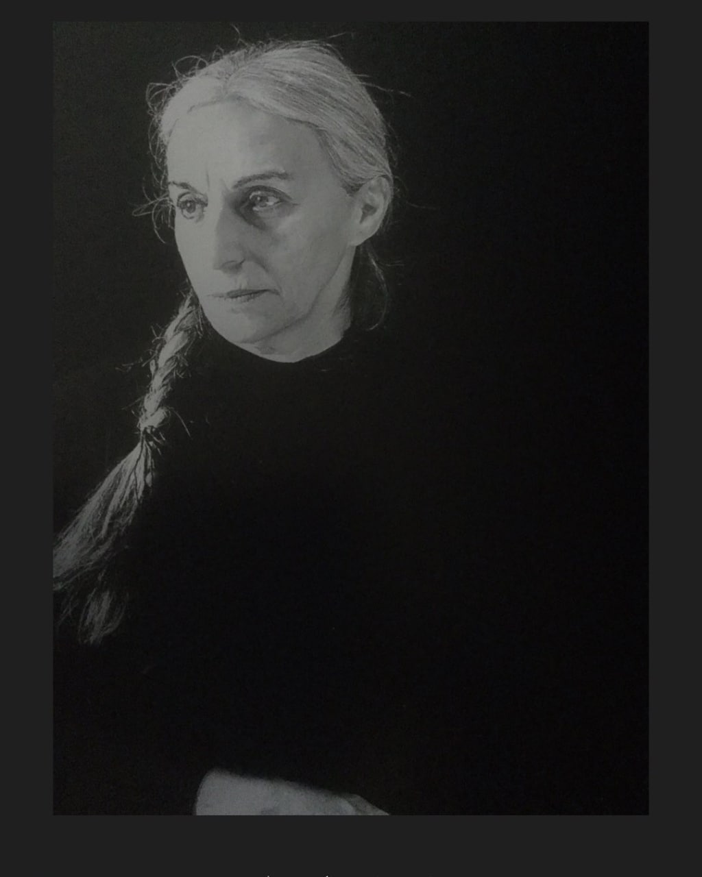 مریم بوبانی بازیگر زن فعال در تلویزیون، کشف حجاب کرد