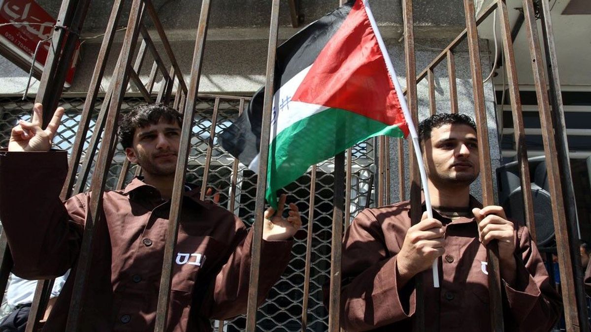 تشکیلات خودگردان، اسرائیل را مسئول پیامد‌های خدشه به حقوق اسیران دانست