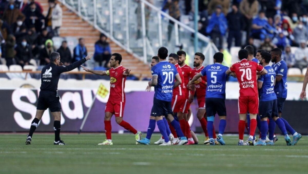 تصمیم مهم قبل از جام جهانی؛ نجات بازی استقلال و پرسپولیس