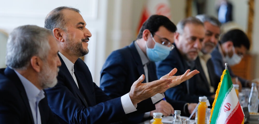 تصاویر| دیدار وزیر امنیت ملی عراق با امیر عبداللهیان