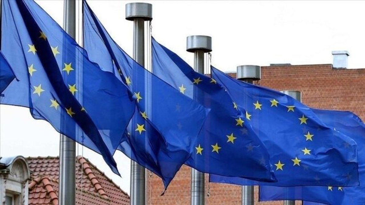 اروپا، وزیر ارتباطات، گشت ارشاد و بخش سایبری سپاه را تحریم کرد