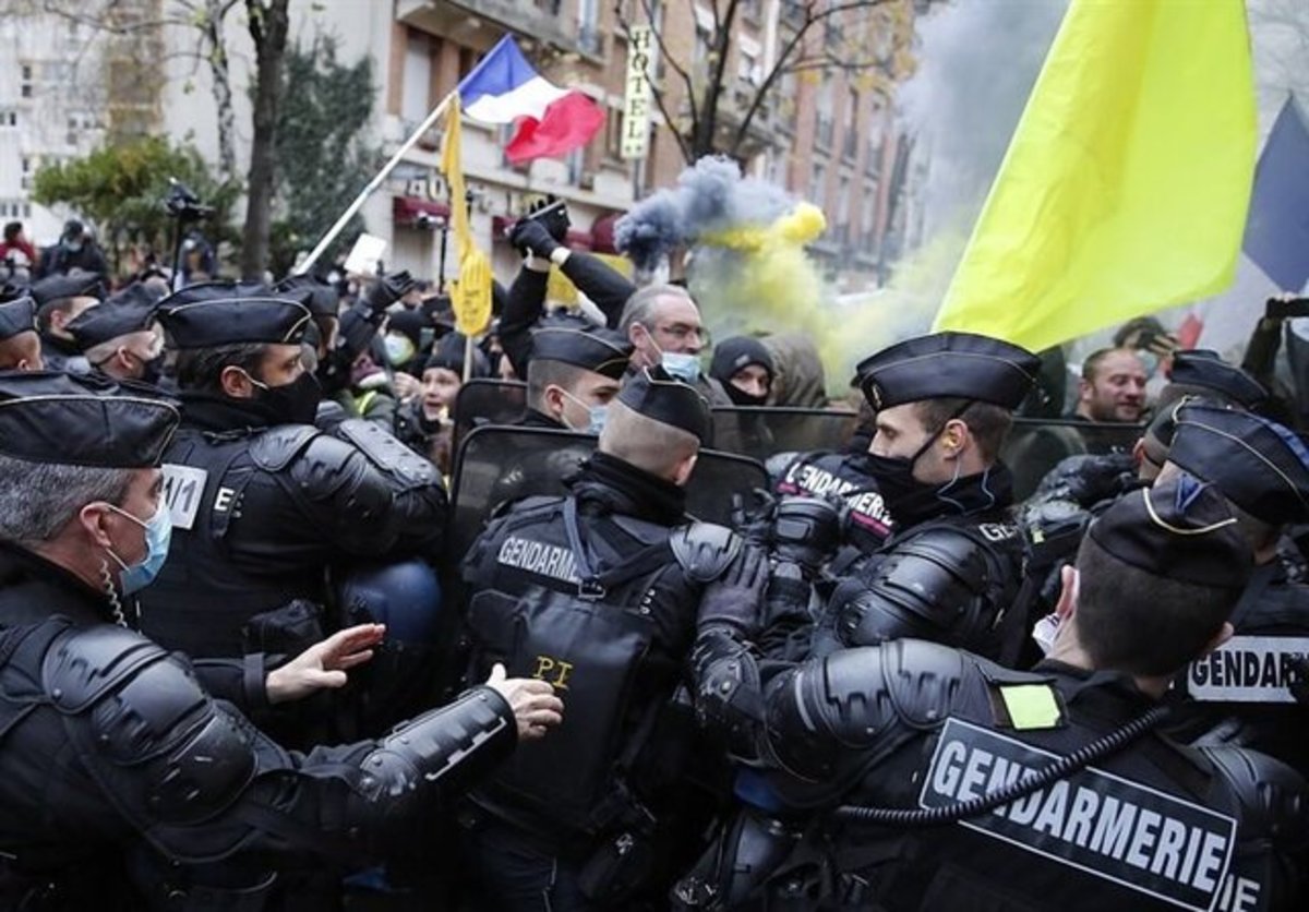 ادامه تظاهرات مردم فرانسه