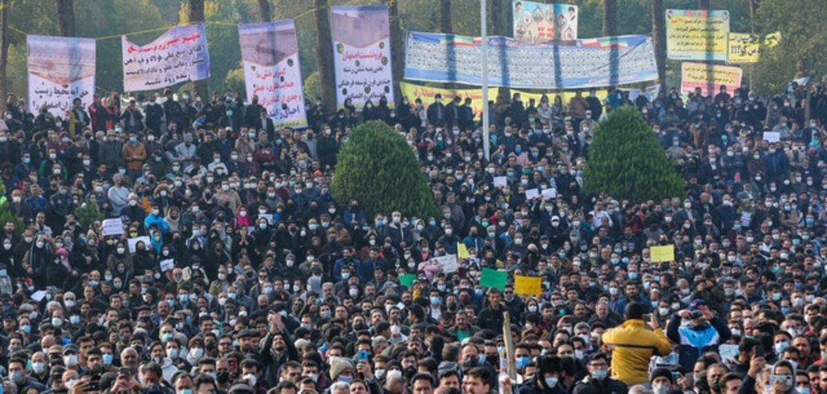 یافته های پژوهش اعتراضات صنفی-اجتماعی در ایران (۱۳۹۶-۱۴۰۰) / خودانگیخته، مستقیم در خیابان، بدون رهبر، نوآوری در تاکتیک مبارزاتی