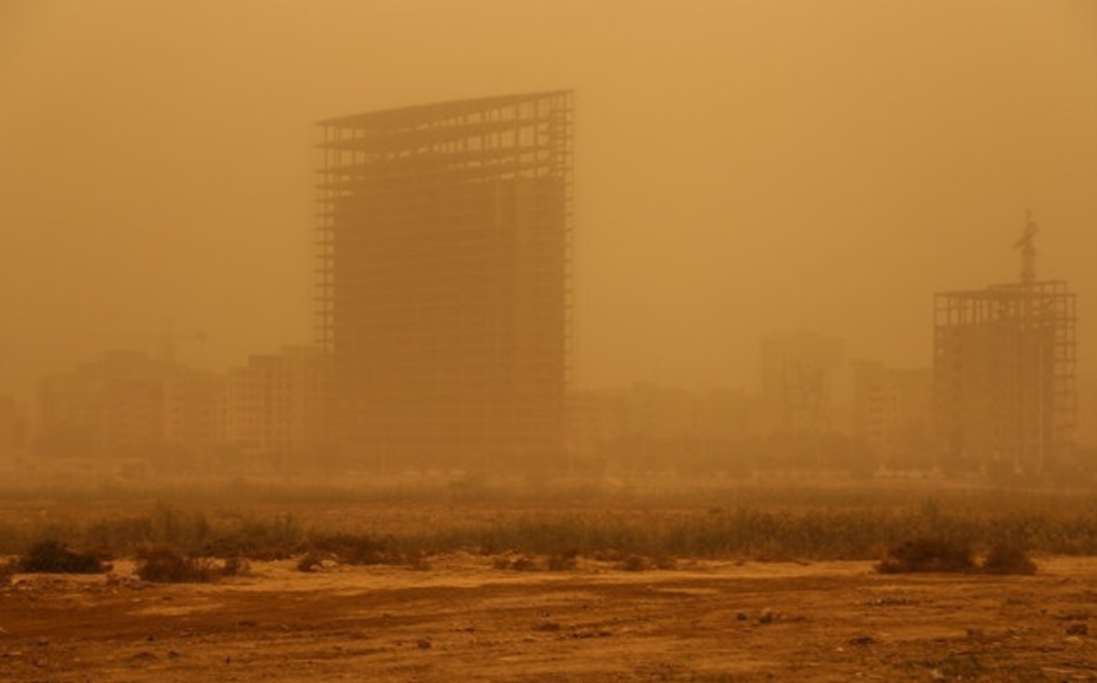 گرد و خاک در آبادان به 30 برابر حد مجاز رسید