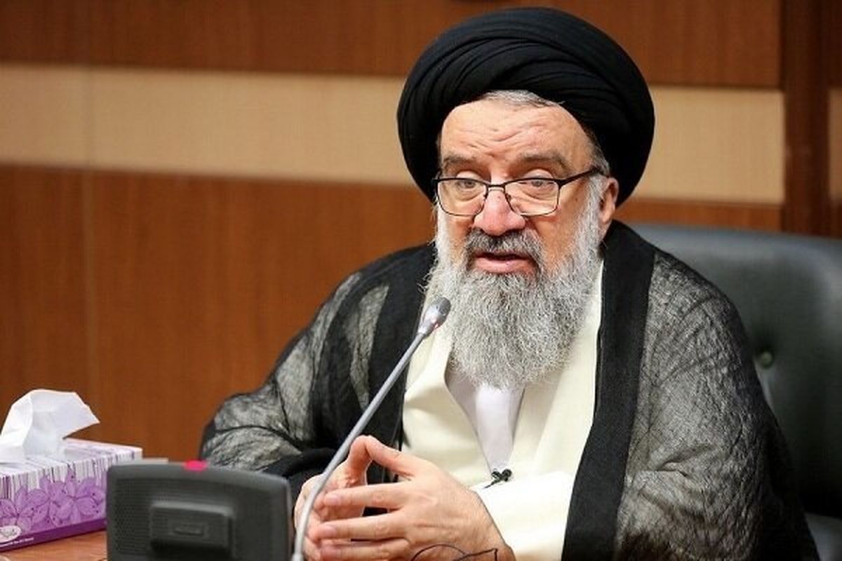 واکنش احمد خاتمی به اعتراضات: کور خواندند؛ این انقلاب به دست صاحب اصلی‌اش سپرده خواهد شد