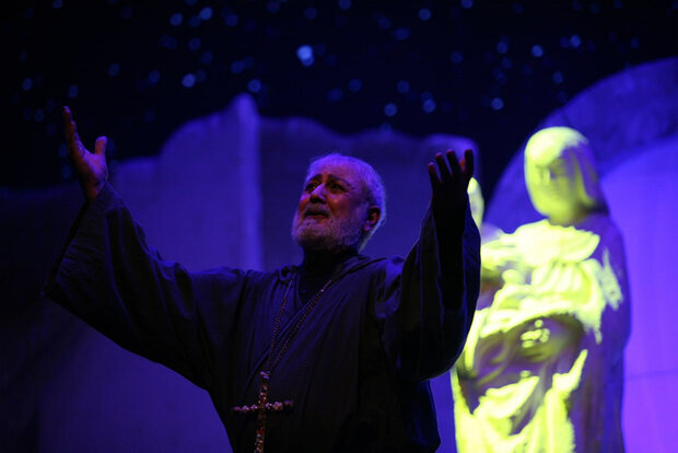 جلیل فرجاد از یاد انوشیروان ارجمند نوشت جلیل فرجاد از یاد انوشیروان ارجمند نوشت