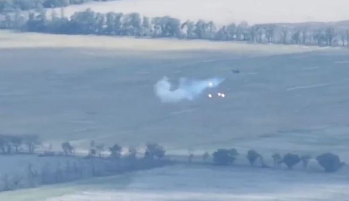 فیلم| سرنگونی هلی‌کوپتر روسی توسط اوکراین