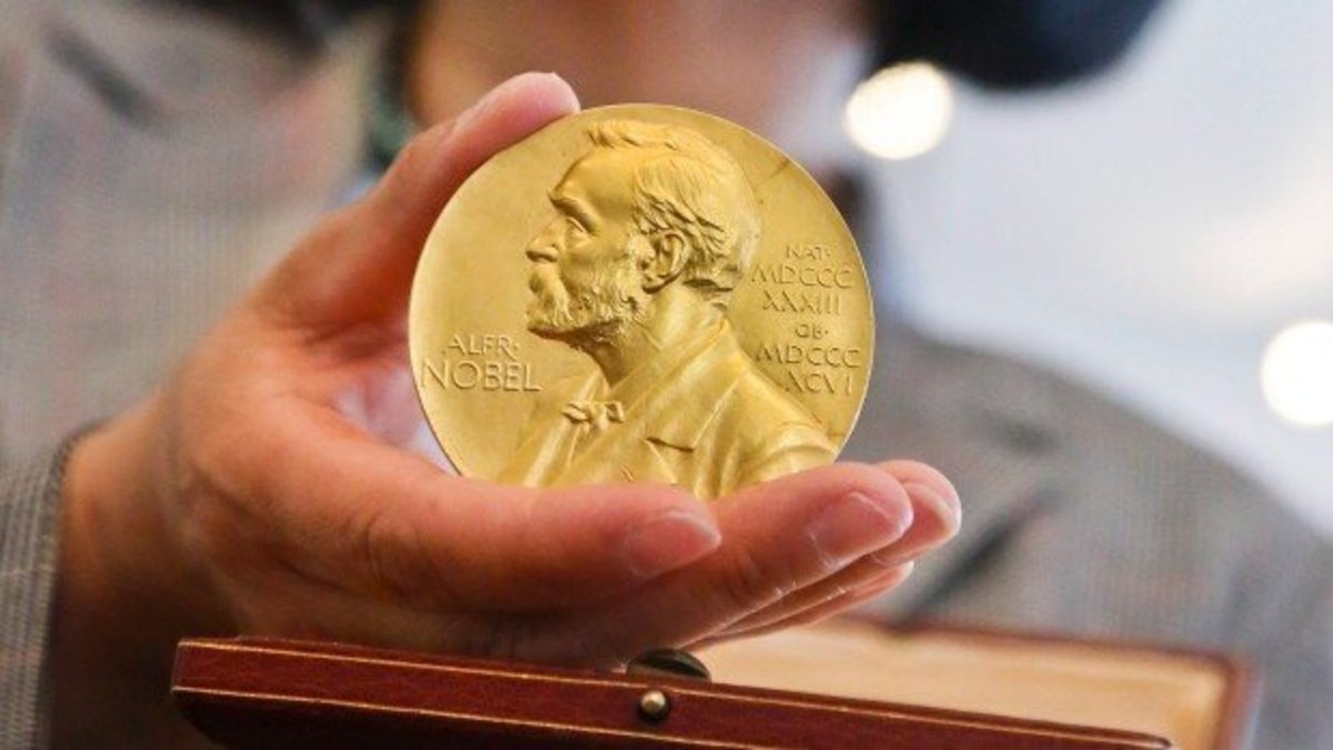 چه کسی برنده نوبل ادبیات می‌شود؟