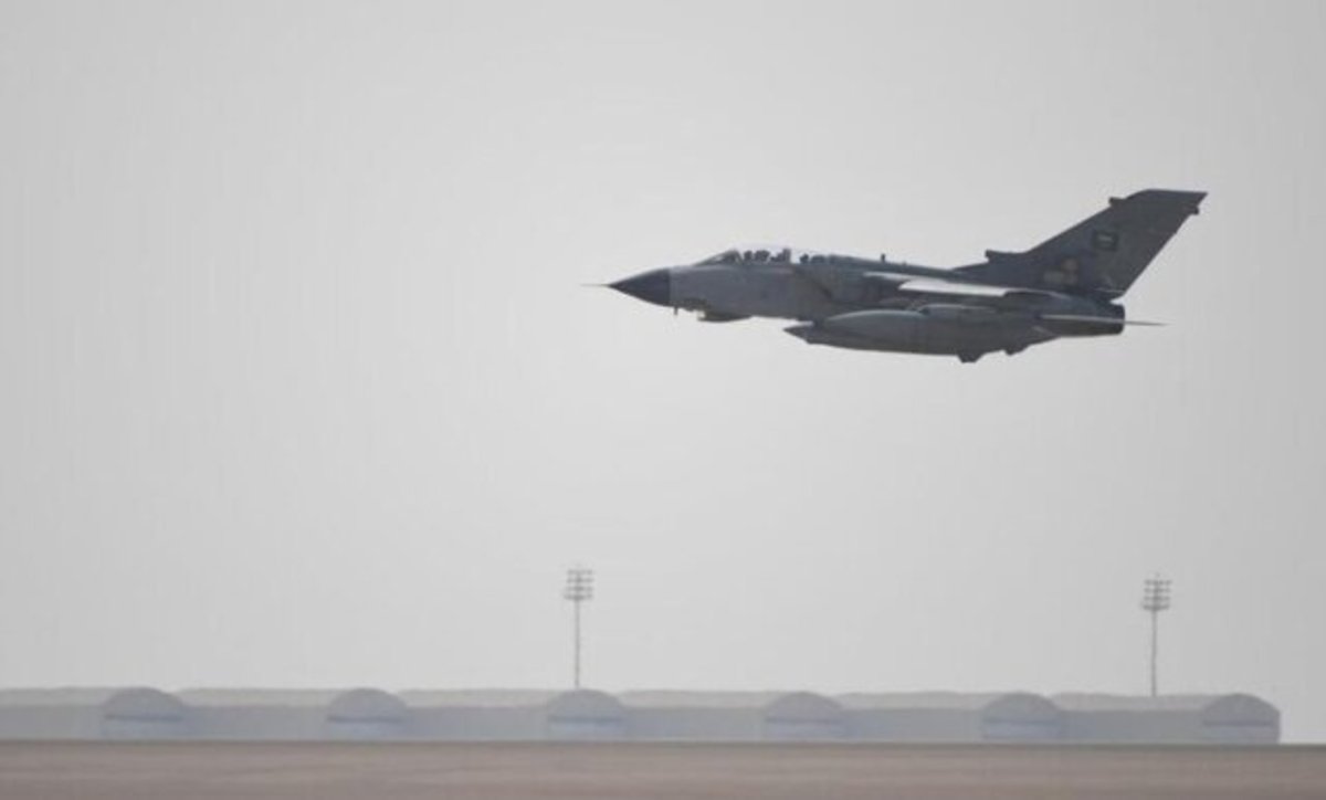 رزمایش جنگ هوایی و دفاع موشکی با مشارکت ۱۰ کشور در امارات