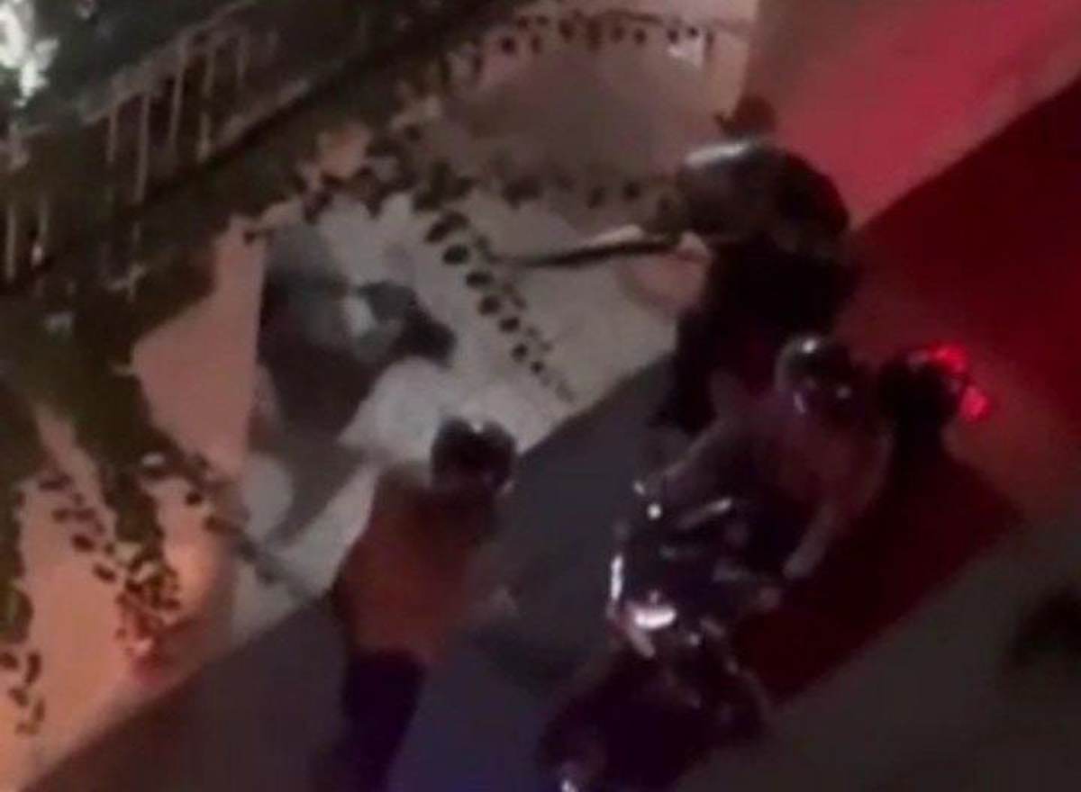 ویدئوی ضرب و شتم شدید یک شهروند توسط ماموران| پلیس: رفتار خشن را تأیید نمی‌کنیم| دستور ویژه رسیدگی