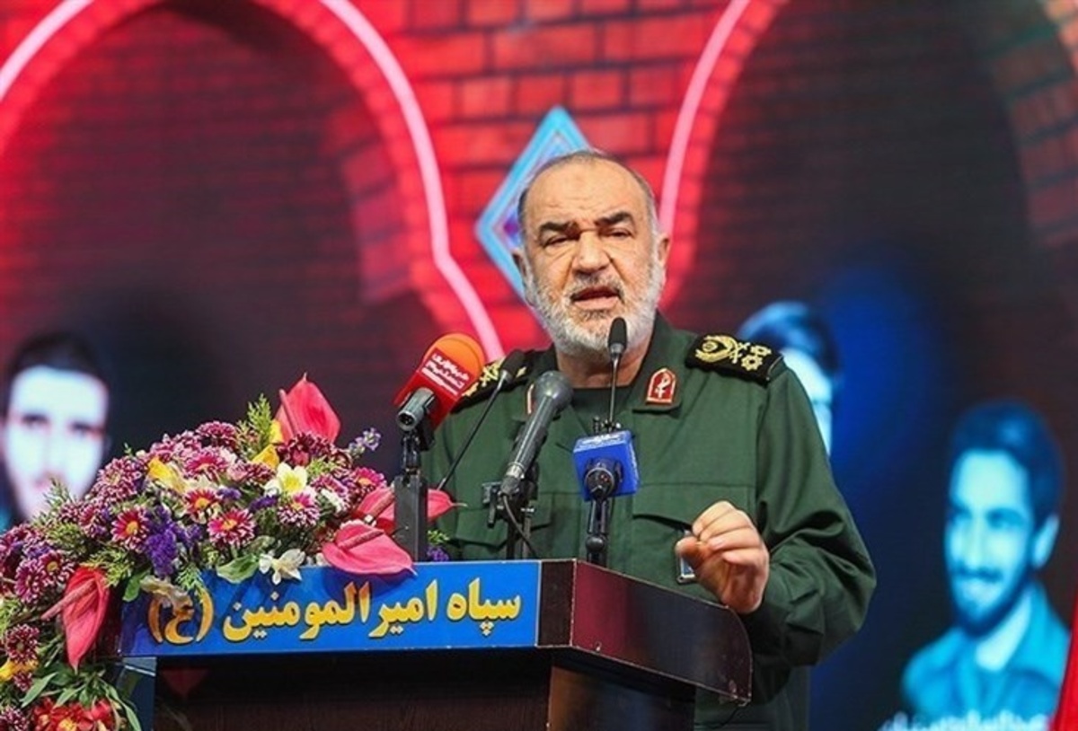 فرمانده سپاه: دشمنان به نیرو‌های خود آماده باش دادند و از نگرانی اقدام ایران در لاک دفاعی فرورفته‌اند/ انتقام گرفته خواهد شد