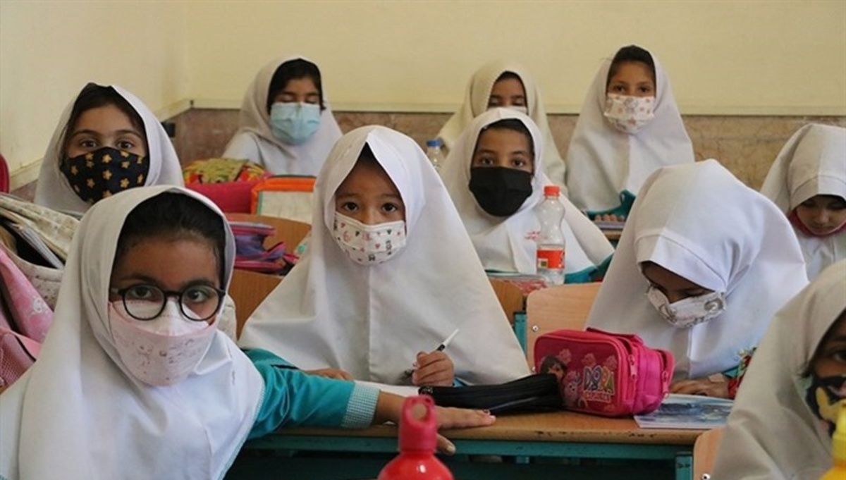 مدارس خاش غیرحضوری شد