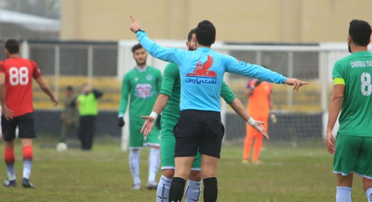 داور دیدار استقلال به کما رفت!