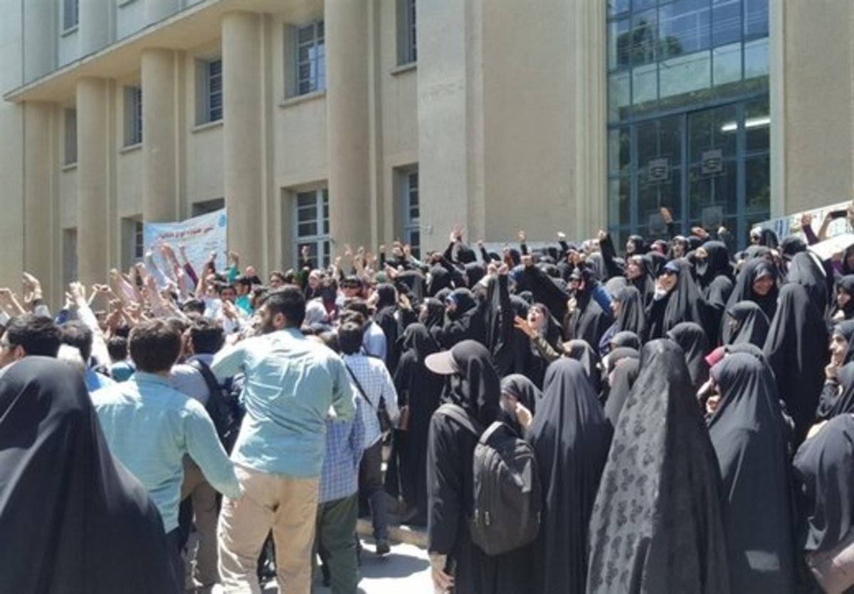رییس دانشگاه تهران: لباس شخصی و نیرو‌های امنیتی نباید وارد دانشگاه شوند