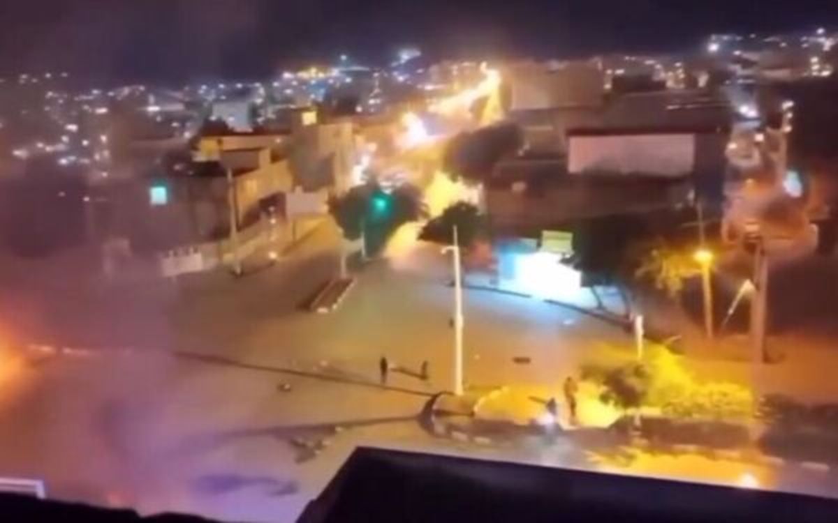 ناآرامی در برخی شهرها و کشته‌شدن چندین شهروند| رسانه نزدیک به سپاه: آغاز فاز اقدام مسلحانه در ایران