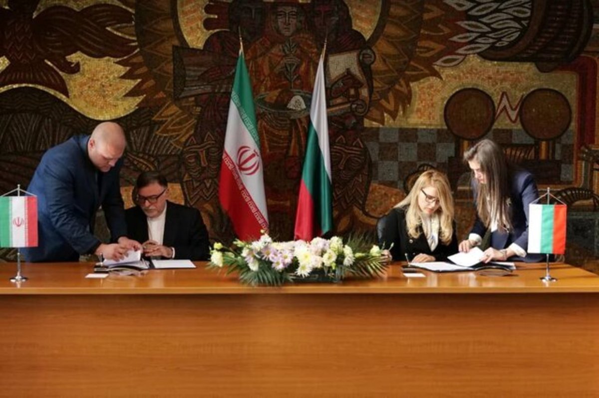 سند برنامه مبادلات فرهنگی میان ایران و بلغارستان امضاء شد