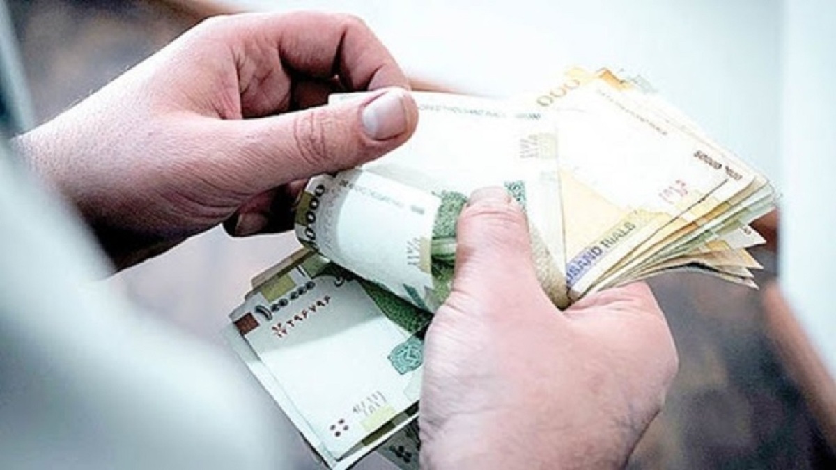 موافقت مجلس با افزایش ۲۰ درصدی حقوق نیرو‌های انتظامی و مسلح