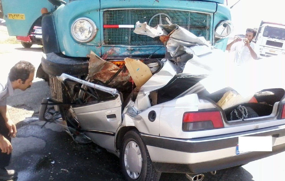 پنج کشته در تصادف کامیون و پژو