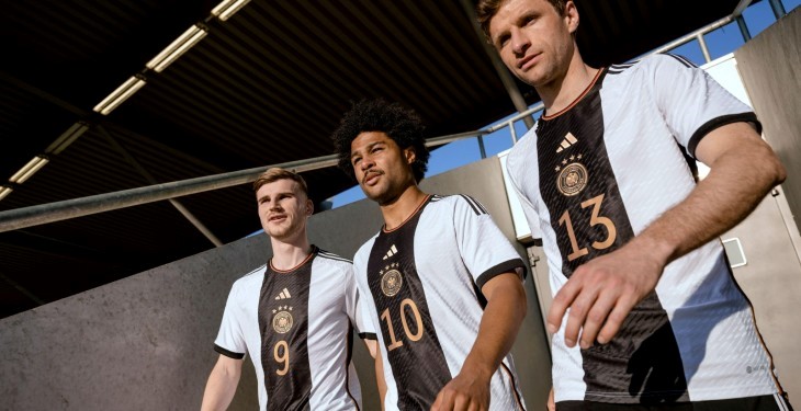 جذابترین طراحیهای پیراهن تیم ملی کشورهای شرکت کننده جام جهانی جذابترین طراحیهای پیراهن تیم ملی کشورهای شرکت کننده جام جهانی