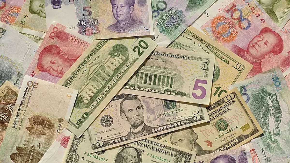 دلار قدرت جهانی خود را از دست می دهد؟