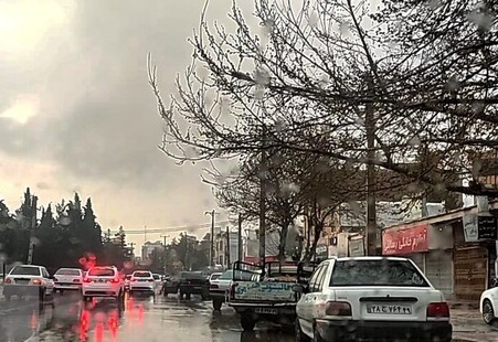 بارش باران در برخی استان‌ها/کاهش دما تا 12 درجه در شمال کشور
