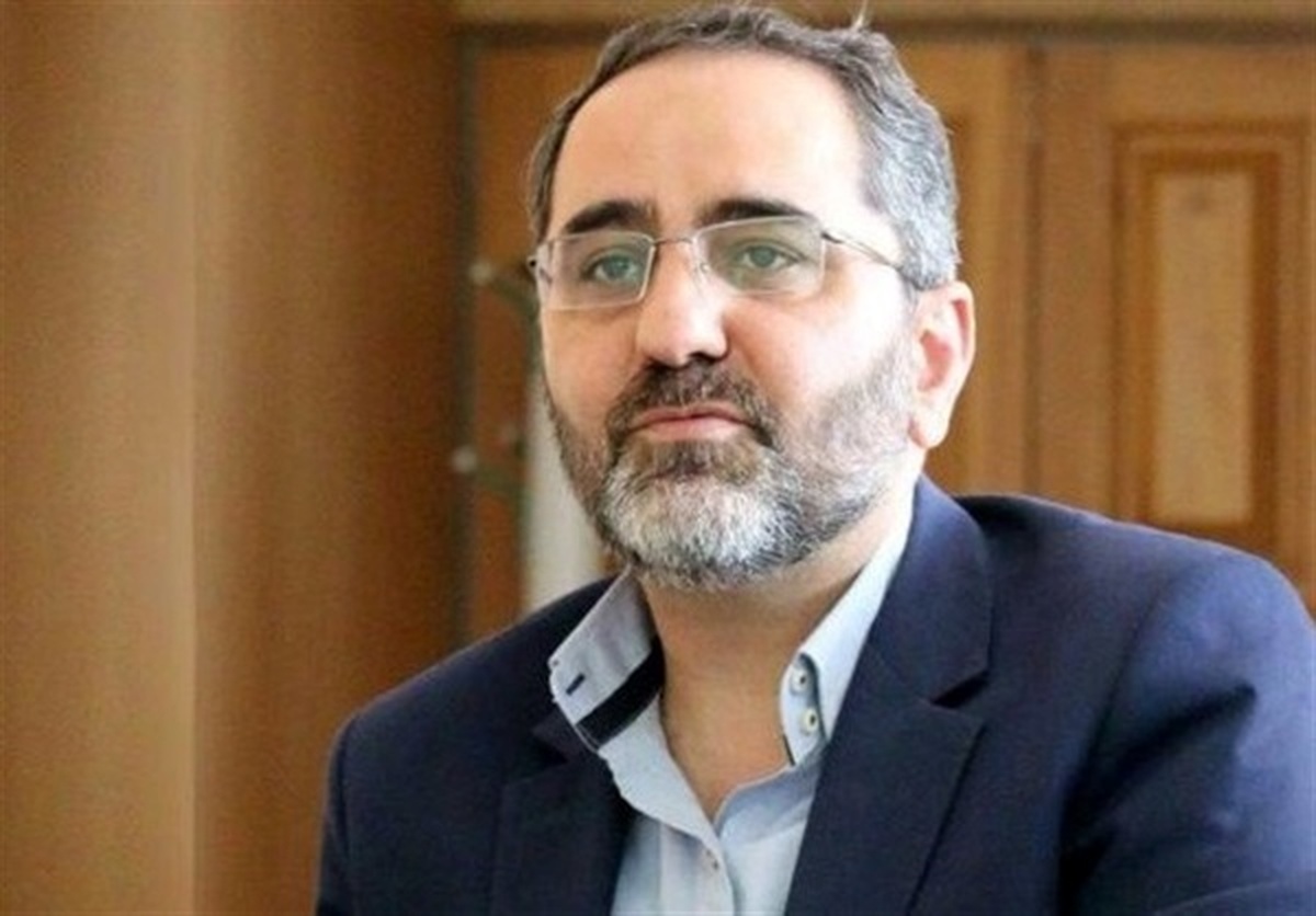 عادل پیغامی، یک امام صادقی مدیرعامل سازمان منطقه آزاد قشم شد