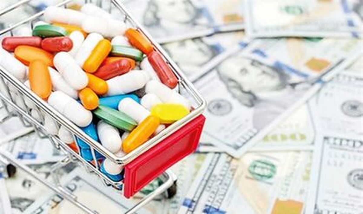 افزایش سرسام‌آور قیمت دارو در سال مهار تورم| دولت ارز نیمایی بیش از ۱۰۰ قلم مواد اولیه دارویی را حذف کرد!
