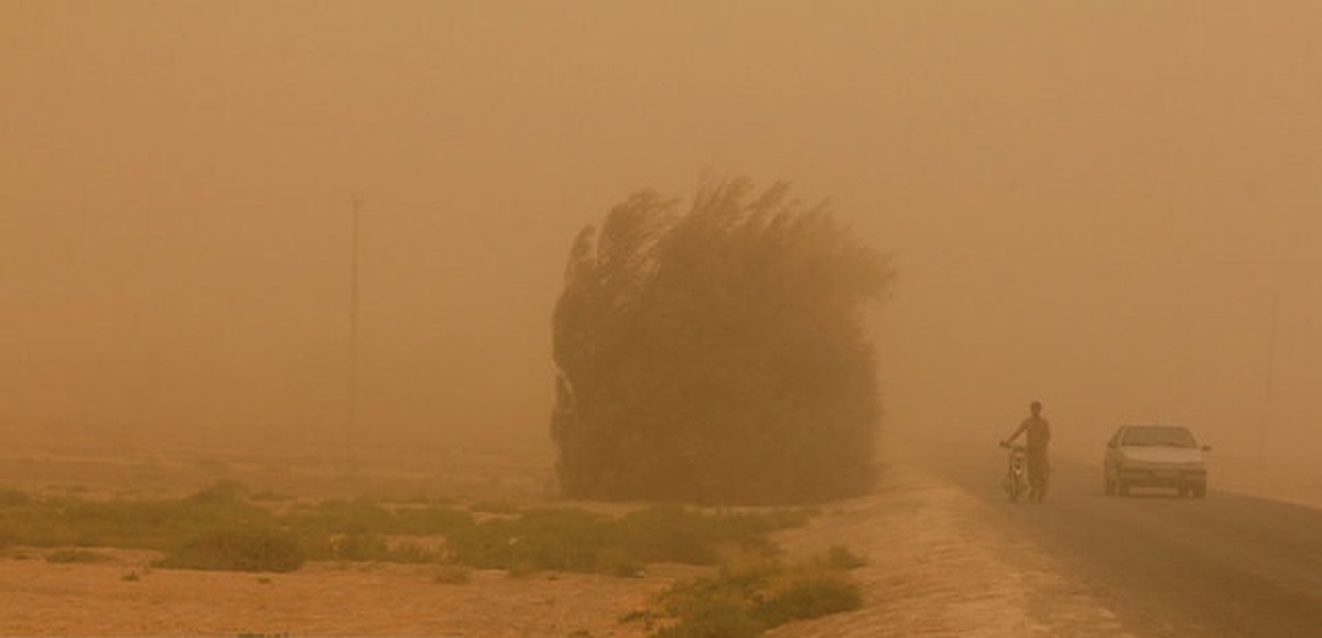 طوفان گردوخاک با سرعت ۹۷ کیلومتر بر ساعت در زابل/ شاخص کیفیت هوای زابل به ۵۰۰ واحد رسید