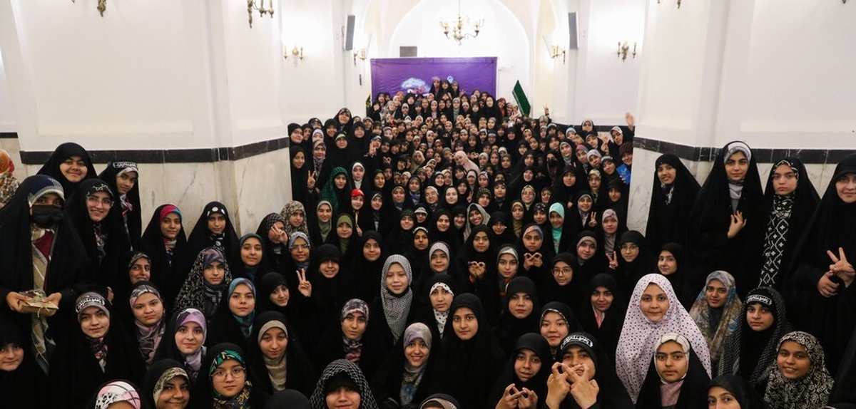 تصاویر| اعتکاف دختران در حرم امام رضا