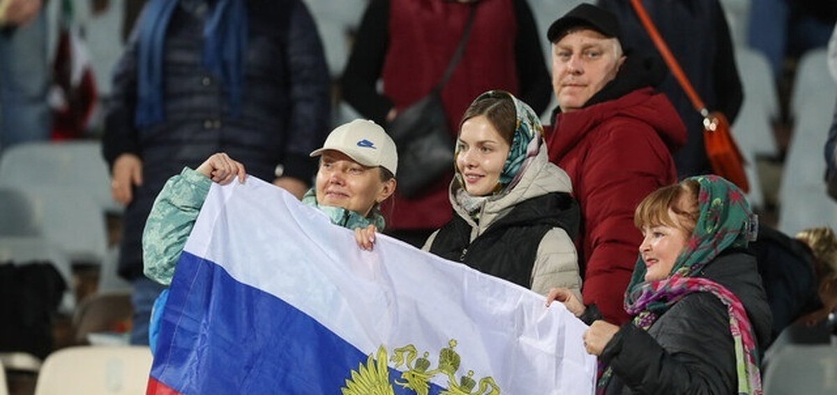 تصاویر| حضور زنان روس در ورزشگاه آزادی