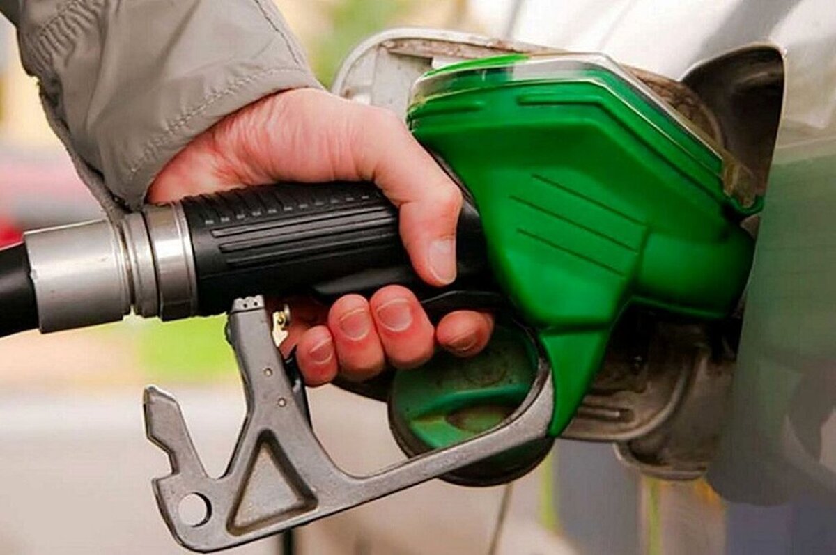 بسیج دانشگاه شریف: چرا بنزین را گران نمی‌کنید؟