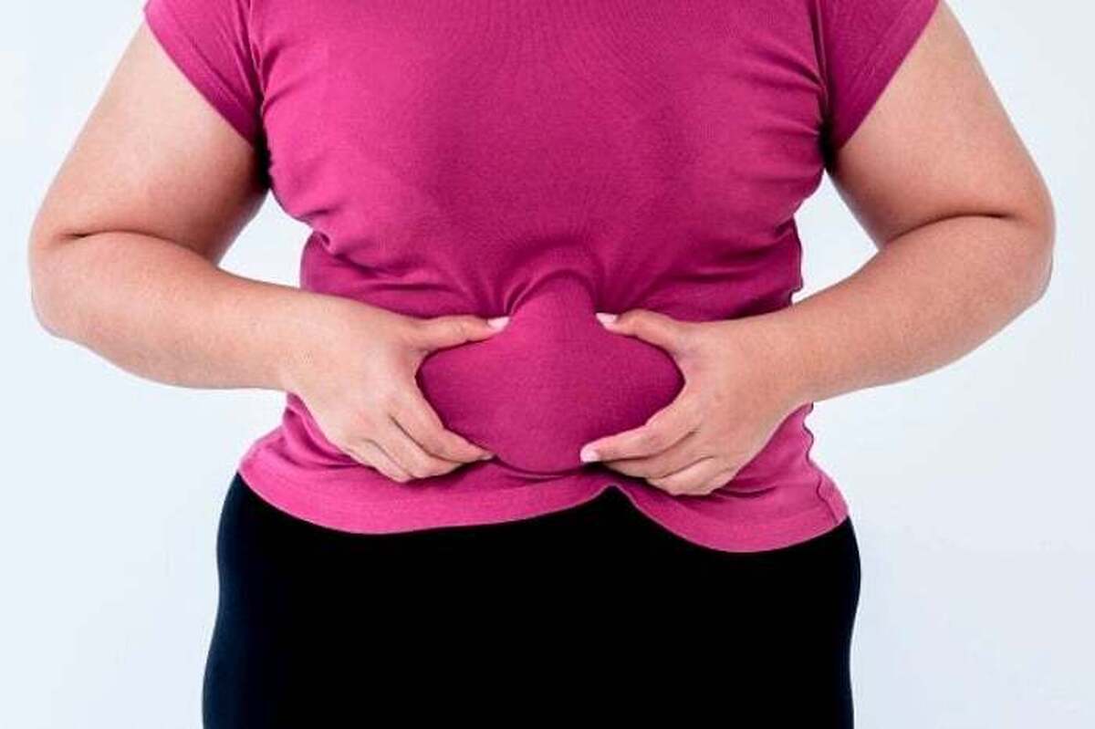 ۶ کار غلطی که باعث چاقی شکمی می‌شود