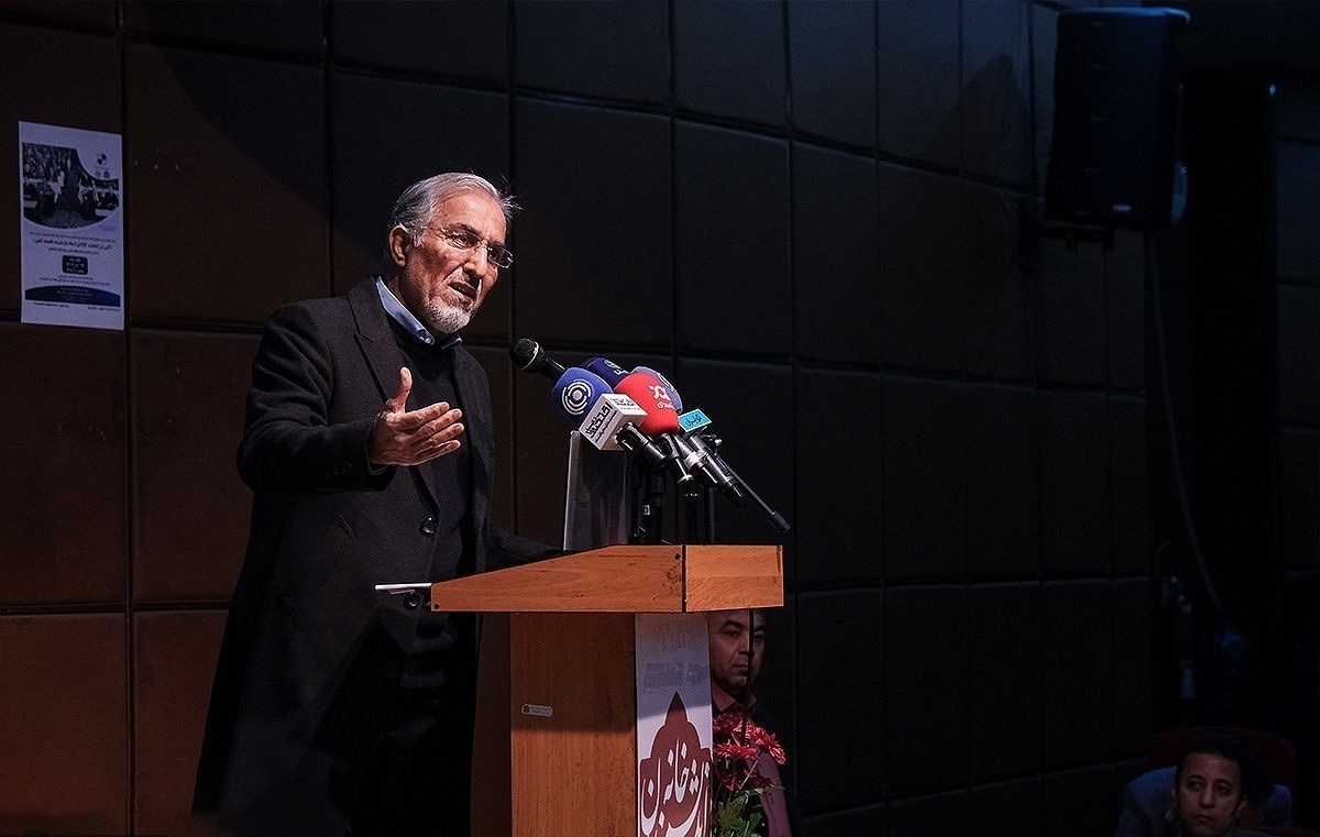 راغفر: عمده افرادی که باید مالیات بپردازند مالیات نمی‌دهند و برندگان این اقتصاد هستند