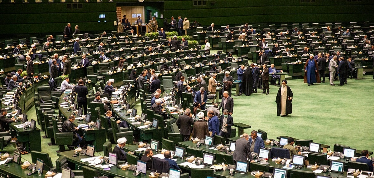 موافقت کمیسیون اجتماعی مجلس با افزایش ۲۵ درصدی حقوق کارکنان و بازنشستگان